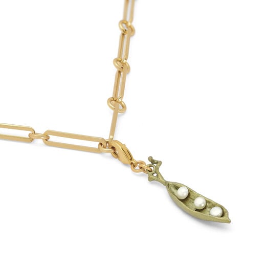 Pea pod charm by Michael Michaud